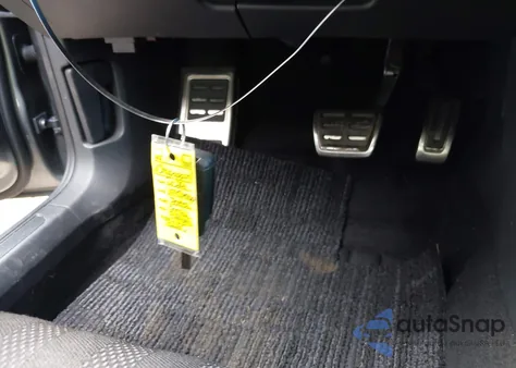 2024 Volkswagen Jetta 1.5T Sport z USA, uszkodzony, nr VIN 3VWBM7BU3RM010373